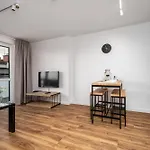Apartament Pileckiego 59 Z Oddzielną Sypialnią I Bepłatny Parking By Perfect