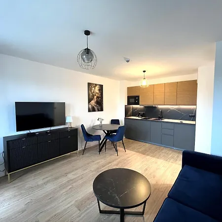 Pileckiego 59 Oddzielna Sypialnia I Beplatny Parking By Perfect شقة *