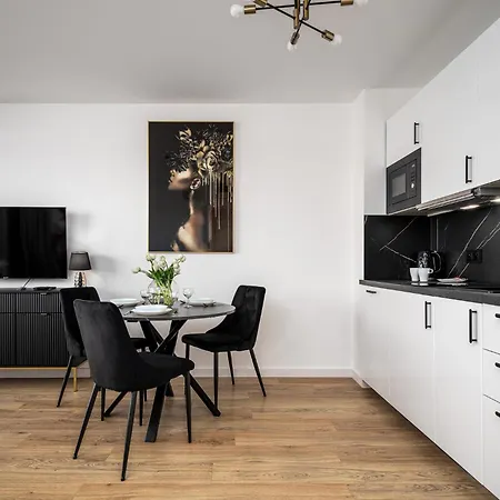 Pileckiego 59 Oddzielna Sypialnia I Beplatny Parking By Perfect 바르샤바