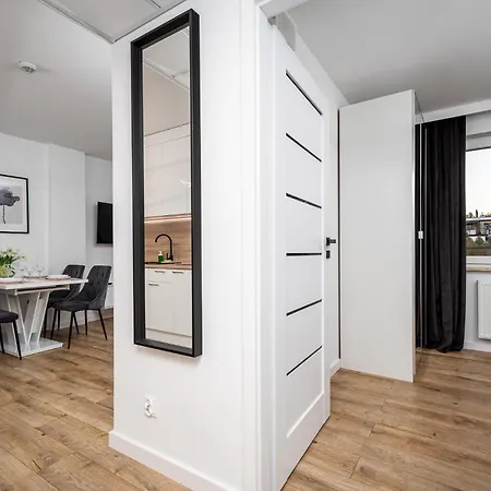 Pileckiego 59 Oddzielna Sypialnia I Beplatny Parking By Perfect 아파트 *