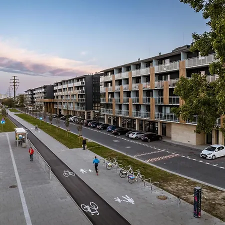 Pileckiego 59 Oddzielna Sypialnia I Beplatny Parking By Perfect شقة