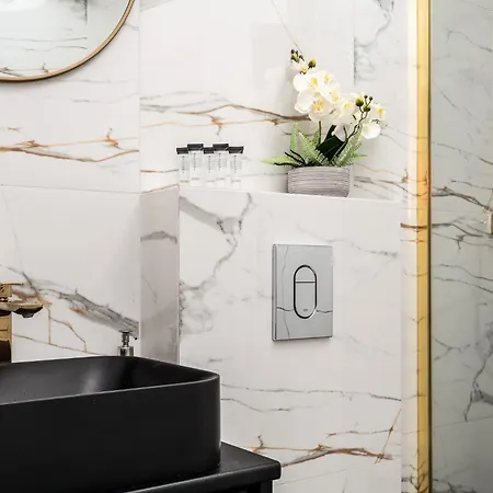 شقة Pileckiego 59 Oddzielna Sypialnia I Beplatny Parking By Perfect