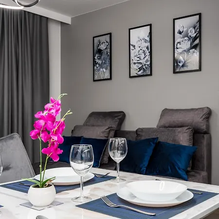 Pileckiego 59 Oddzielna Sypialnia I Beplatny Parking By Perfect * 바르샤바