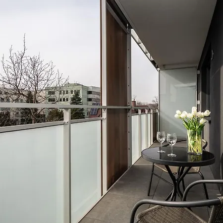 Pileckiego 59 Oddzielna Sypialnia I Beplatny Parking By Perfect 바르샤바