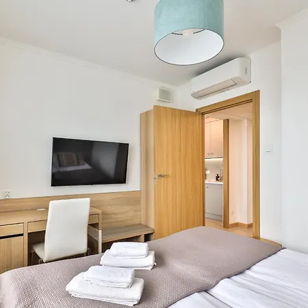 Pileckiego 59 Oddzielna Sypialnia I Beplatny Parking By Perfect Apartmán Varšava