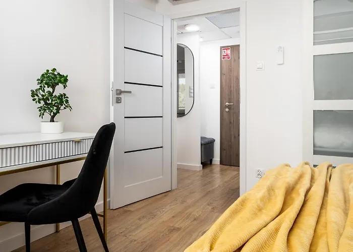 Pileckiego 59 Oddzielna Sypialnia I Beplatny Parking By Perfect Apartment *