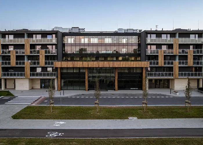 Pileckiego 59 Oddzielna Sypialnia I Beplatny Parking By Perfect *