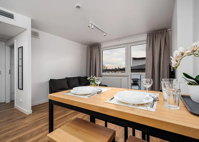 Pileckiego 59 Oddzielna Sypialnia I Beplatny Parking By Perfect Apartment