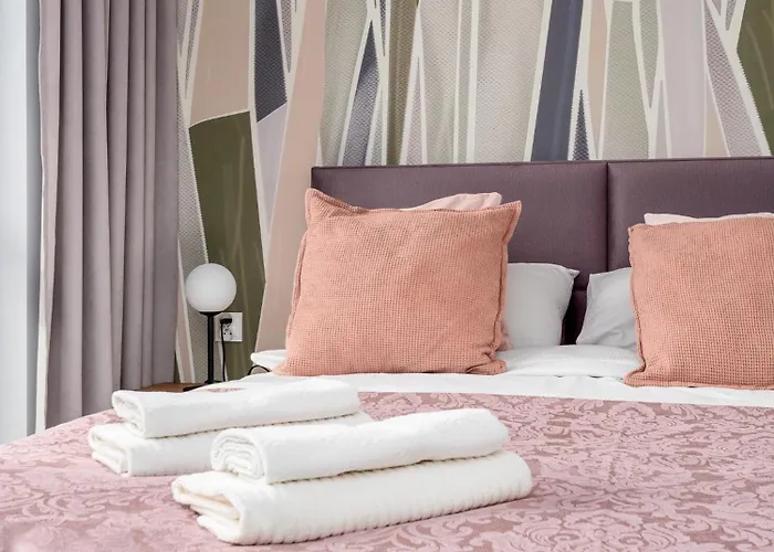 Pileckiego 59 Oddzielna Sypialnia I Beplatny Parking By Perfect