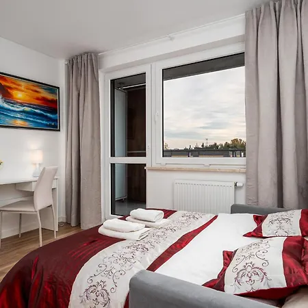 Pileckiego 59 Oddzielna Sypialnia I Beplatny Parking By Perfect Apartamento