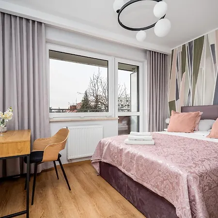 Pileckiego 59 Oddzielna Sypialnia I Beplatny Parking By Perfect Apartamento Varsovia